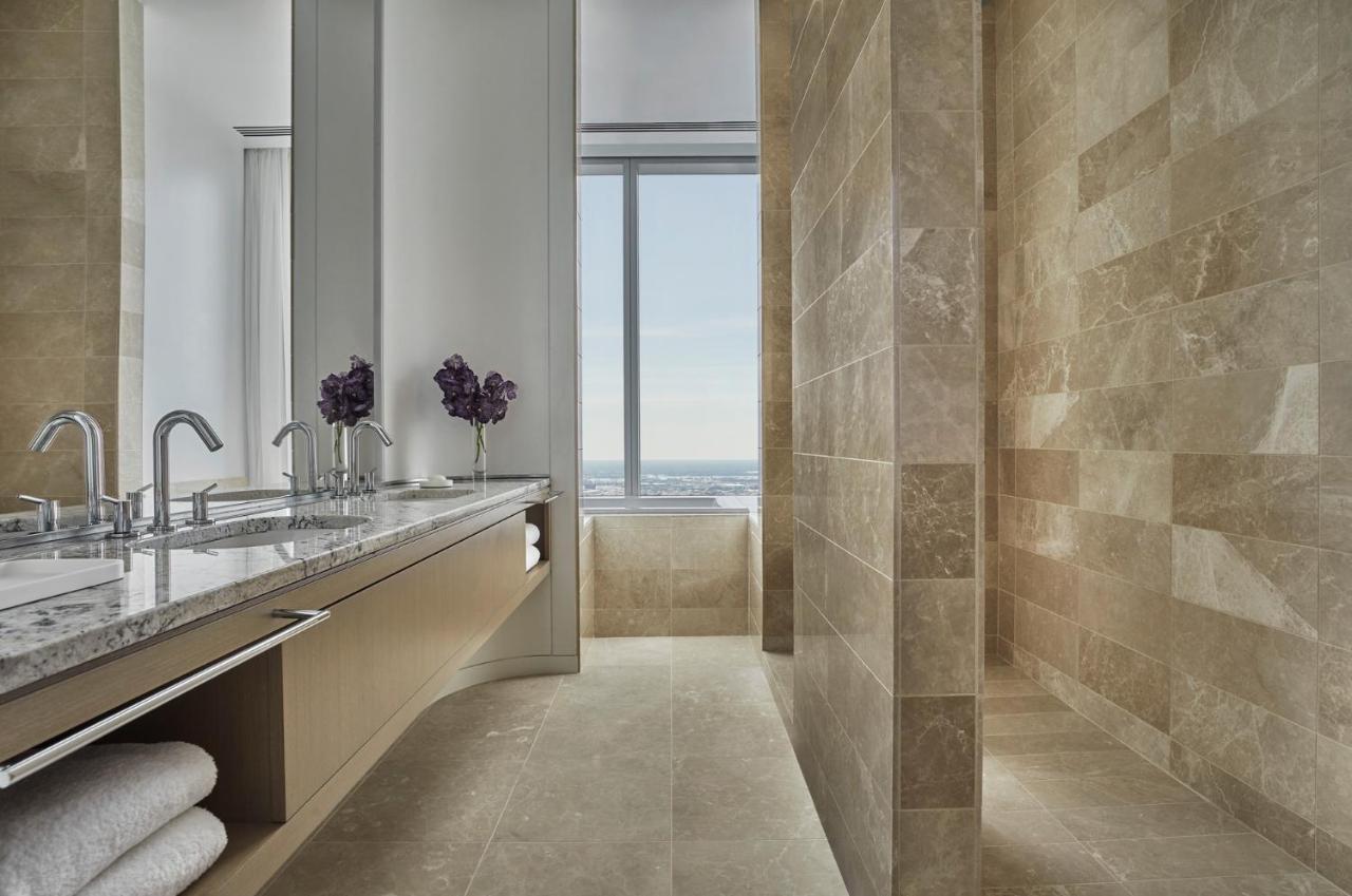 Four Seasons At Comcast Center Philadelphia